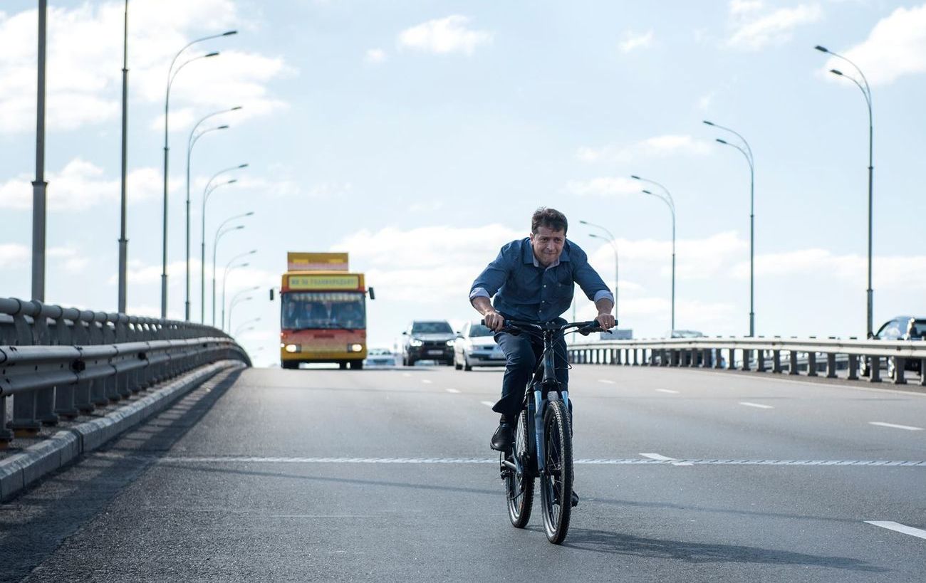 Зеленский опоздал на 15 лет