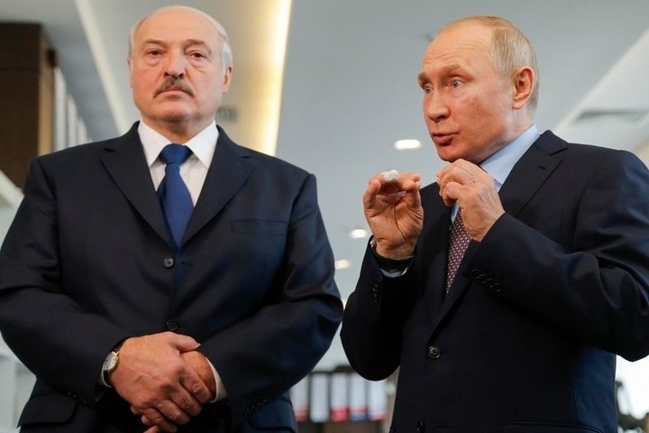 В России негодуют из-за того, что Путин уступил Лукашенко