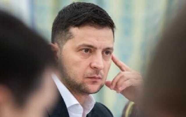 Как только рейтинг Зеленского уйдёт ниже 30%, сразу начнётся наш большой и традиционный движ "выносим козла", – мнение