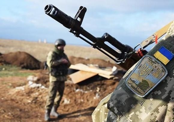 На Донбассе не прекращаются обстрелы: погиб боец ВСУ