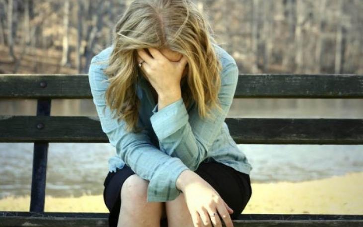 "Вы же тут временно...", или Чужие среди своих