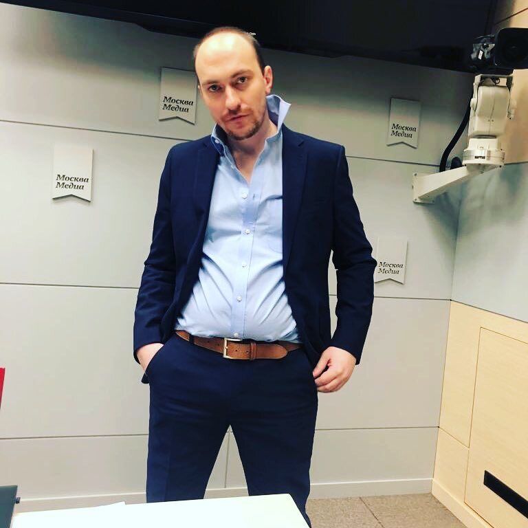 Звезда КВН обозвал россиян "имбецилами" из-за нарушения карантина: скандальное заявление