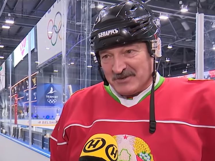 Лукашенко о своем графике во время пандемии: Лучше умереть стоя, чем жить на коленях