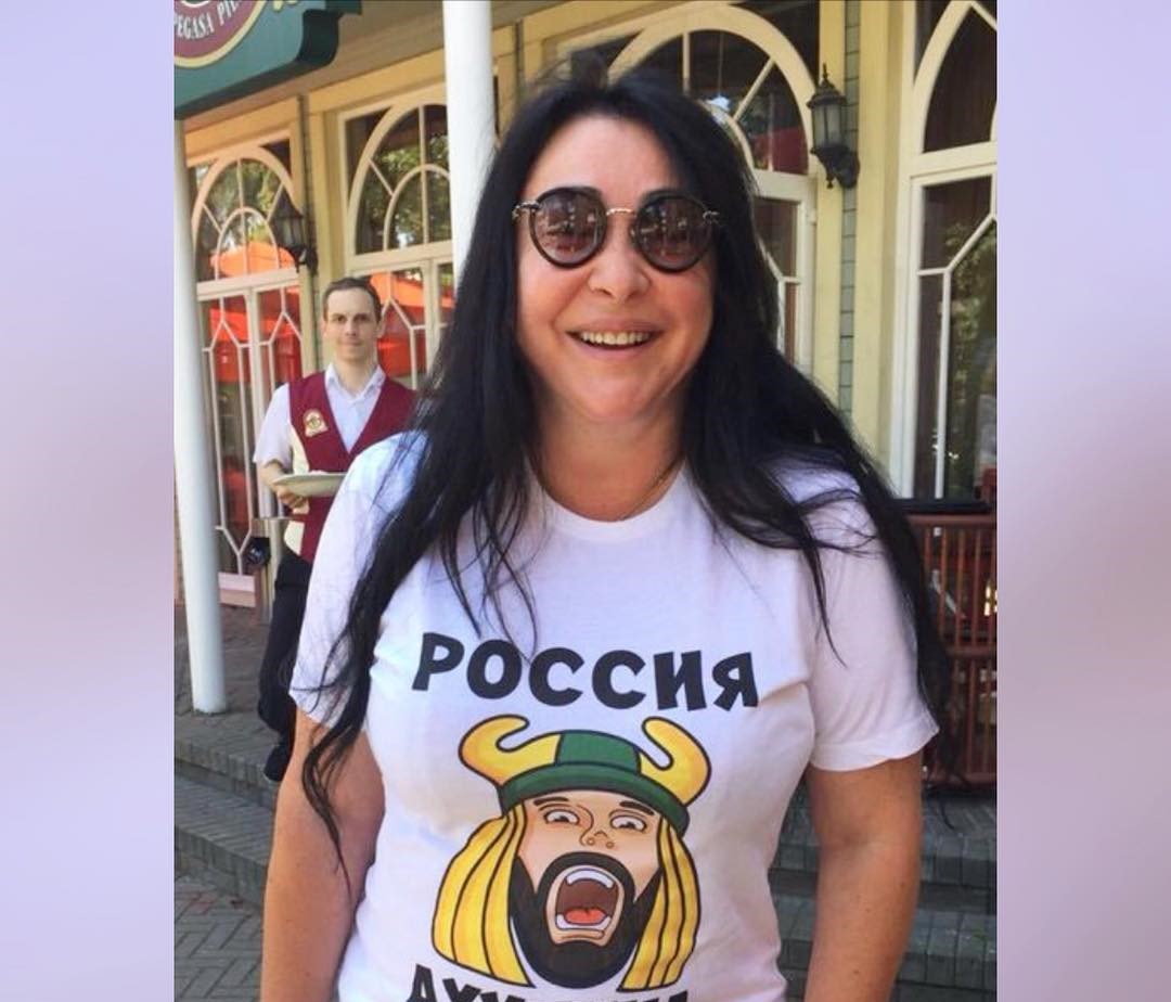 «Россия везде лезет!»: Гордон жестко поставил на место Лолиту после слов о Путине и русских