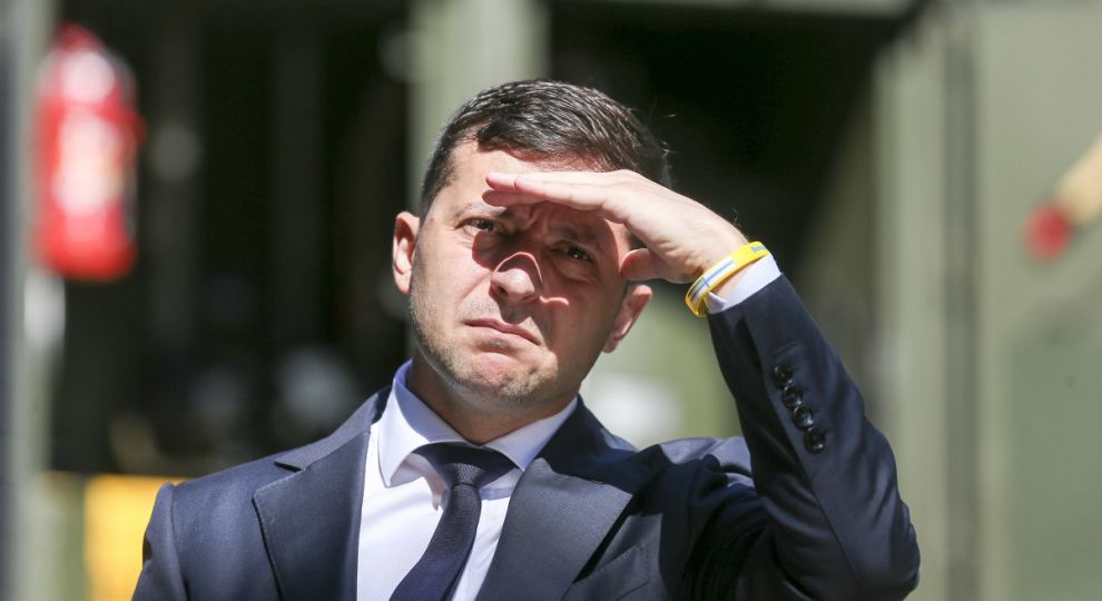 Украина сегодня стоит на краю пропасти - Впереди трагедия. Его, Владимира Александровича личная трагедия ...