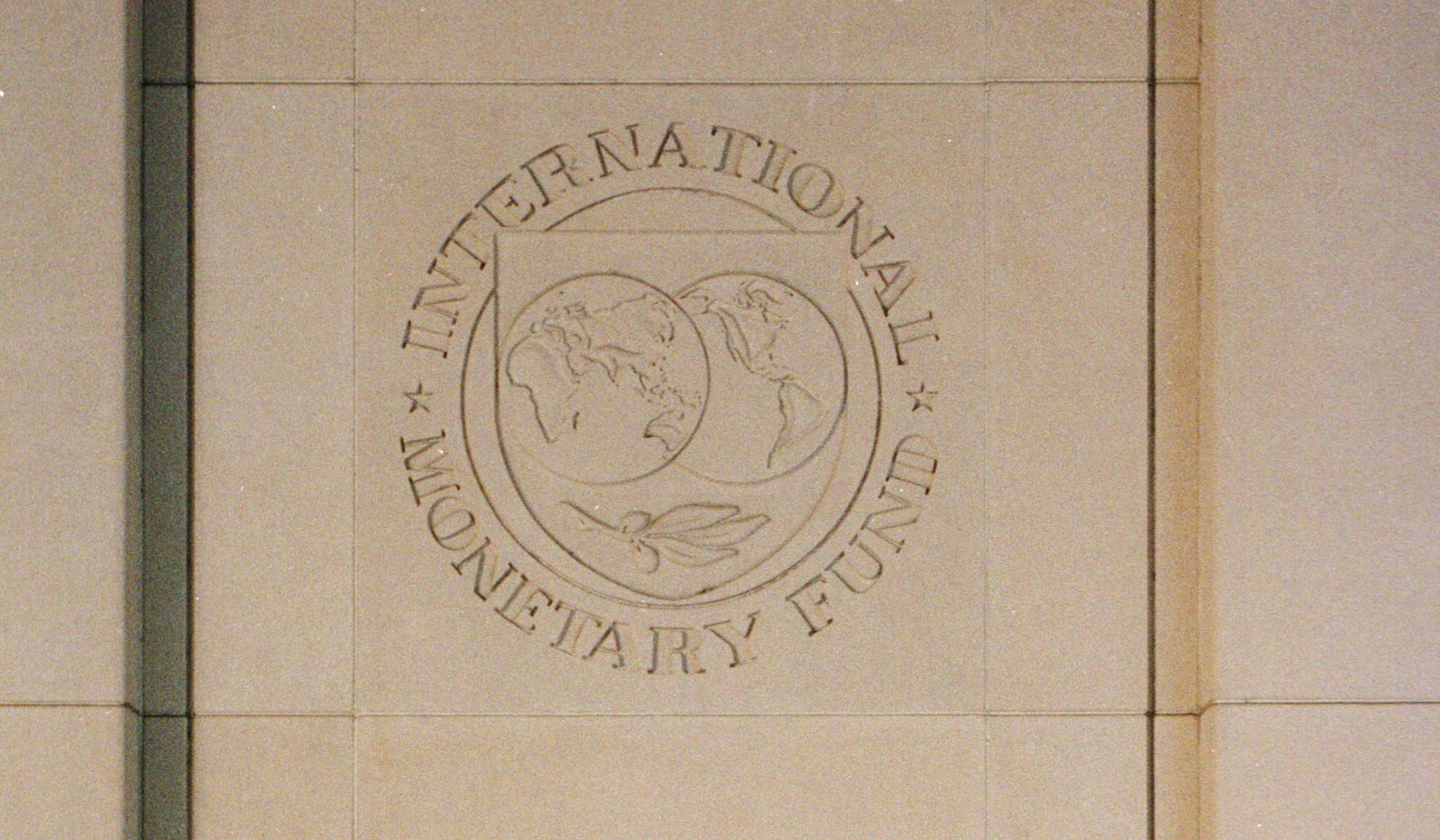 Пора прекратить метания между Польшей и Афганистаном и сделать четкий выбор