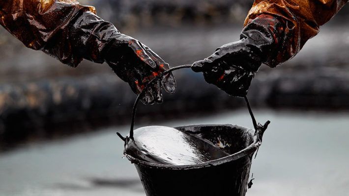 За полминуты до «полуночи»: Почему падение цен на нефть грозит войной