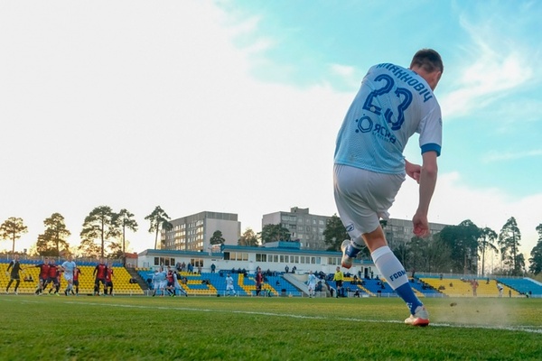 "Беларуси придется на коленях просить о помощи": спортивный врач - о пандемии коронавируса