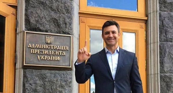 Скандально-велюровый «Слуга народа» Тищенко уличил ОП Зеленского во лжи
