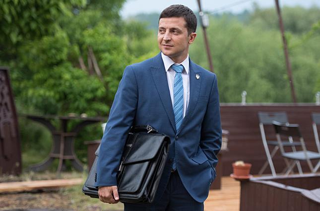 Зеленский может сохранить доверие, но потеряет страну