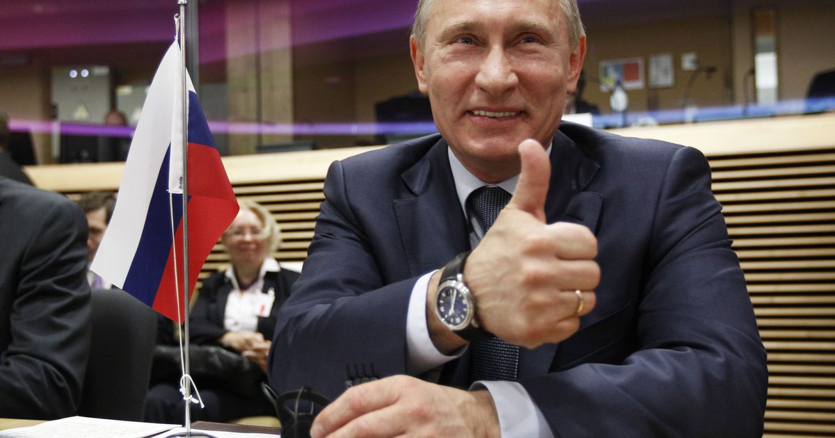 Обнуление на марше... Путин разрешил россиянам голосовать на выборах через Интернет