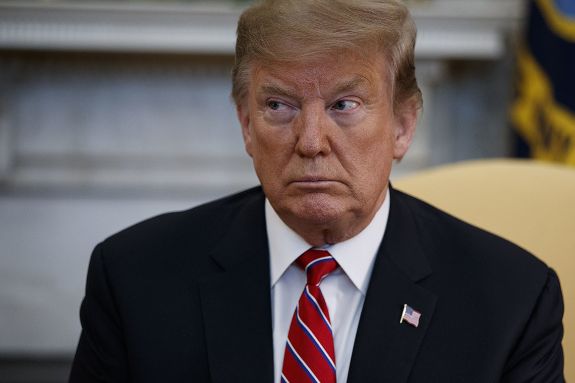 «Арестуйте, выследите и посадите на 10 лет»: Трамп приказал губернаторам быть жестче с протестующими