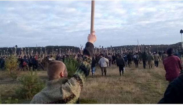 Как в Украине добывают янтарь на Полесье: эпическое видео