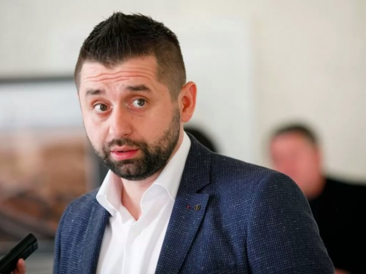 Громкий провал "Слуги народа": "Да, мы не справились" - комментарии нардепа (Видео)