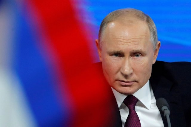 Ход конем поперек свинарника или Путин – вирусолог