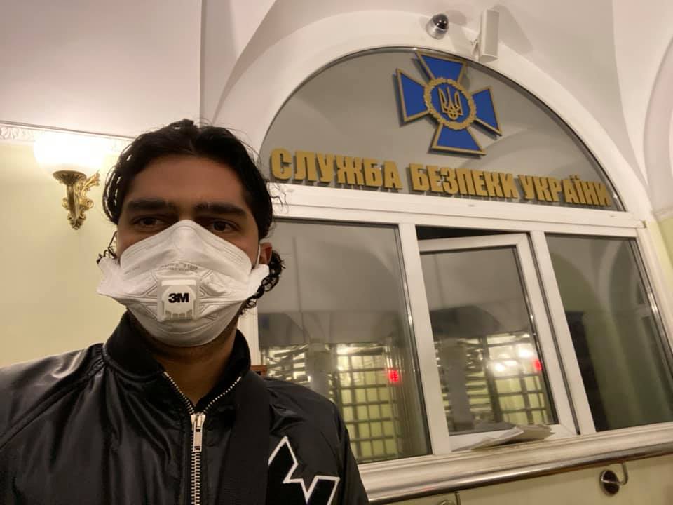 Лерос – Зеленскому: Вы своими микробами и бактериями лжи заразили всю страну