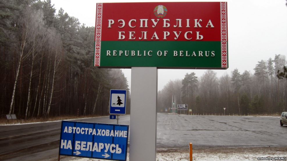 Лукашенко заговорил о войне, усилении границы с Украиной и полном закрытии с Литвой и Польшей