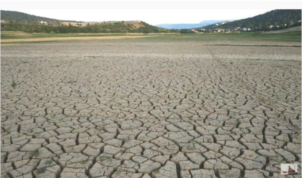 Вода – нехорошая, график – неудобный: В Крыму оккупанты урезают подачу воды в курортные города