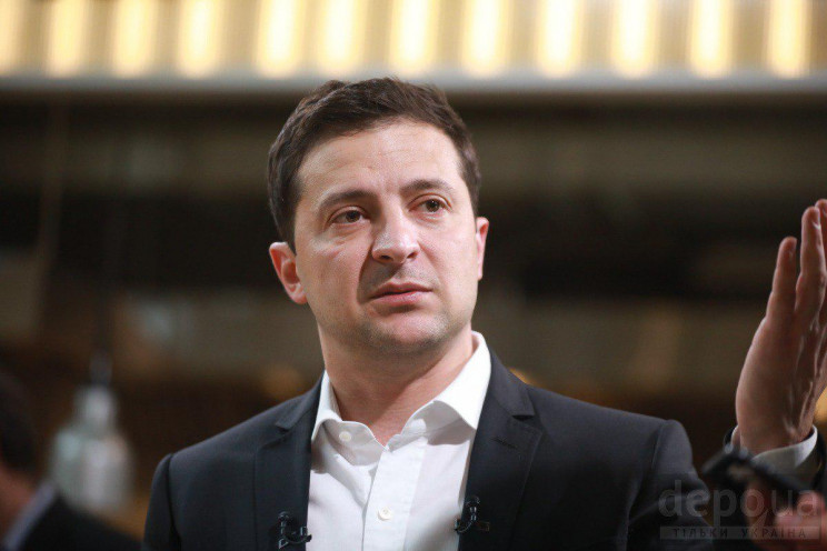 "Зеленский сменил лозунг со "Сделаем их вместе" на "Берите и делайте, я тут при чем"