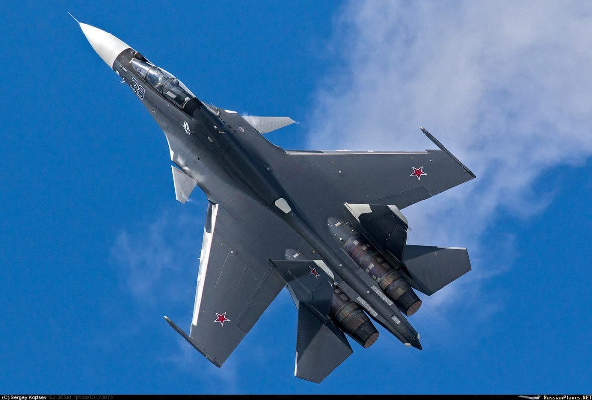 МОЖЕМ ПОВТОРИТЬ!..Новейший российский истребитель во время учений сбил другой российский истребитель. Этот позор авиации РФ войдет в историю