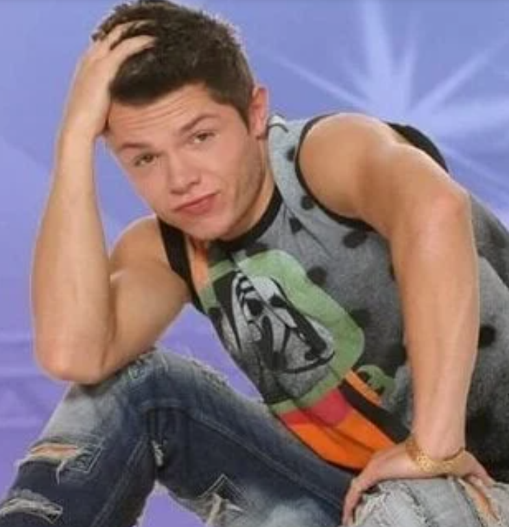 Очередной скоморох у власти. Зеленский назначил судьей певца, участвовавшего в российской "Фабрике звезд"