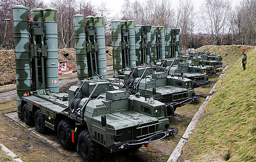 The National Interest: НАТО стремится найти бреши в российской ПВО и ставит помехи ЗРК С-400