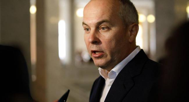 “Индюки вы!" Шуфрич призвал уволить главу налоговой за предложение обложить налогом переводы от трудовых мигрантов