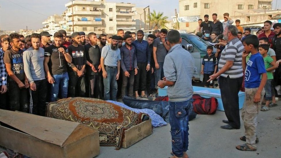 Это война? Россия нанесла авиаудар по сирийским повстанцам в Идлибе. Их поддерживала Турция