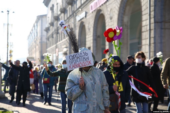 В Минске на марш против режима Лукашенко вышли люди с инвалидностью: фото и видео