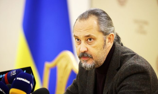 Судья КСУ – о требовании отставки: мне не нравится Арахамия, это фамилия или болезнь? Видео