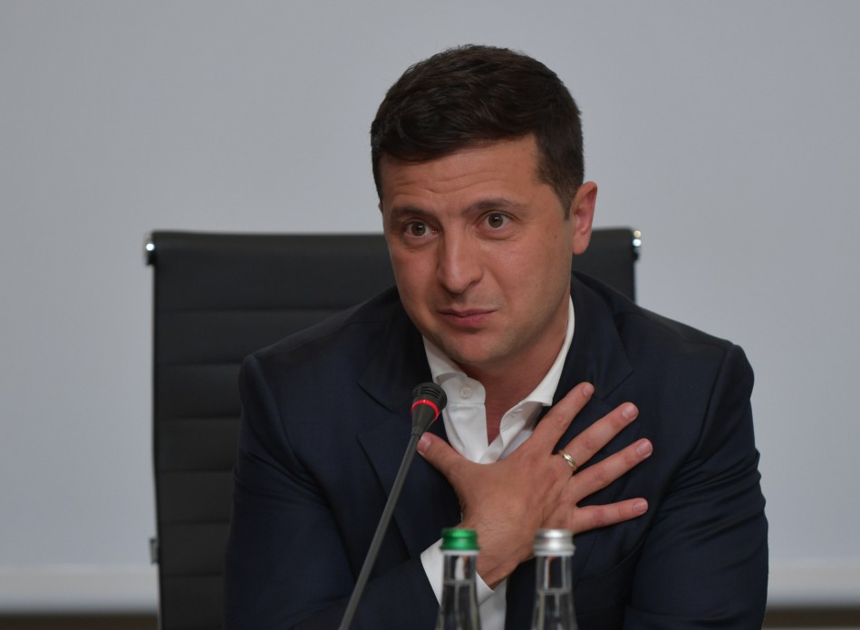 Журналист: Когда обычного человека садят в тюрьму за мелочь, а укравшего миллионы чиновника штрафуют — это выстрел в массы