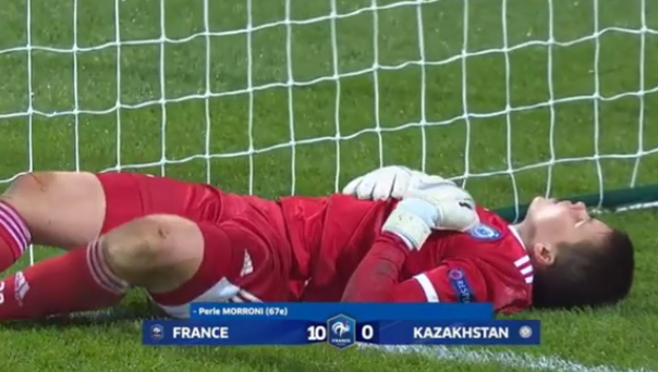 Девушка-голкипер забыла про микрофон на стадионе и выдала энциклопедию мата