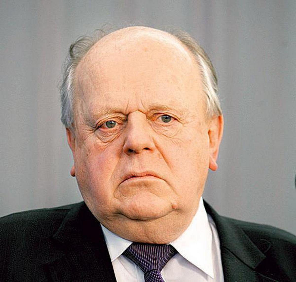 Шушкевич о договоре МВД РБ и Росгвардии: Предательство Лукашенко, сдача страны