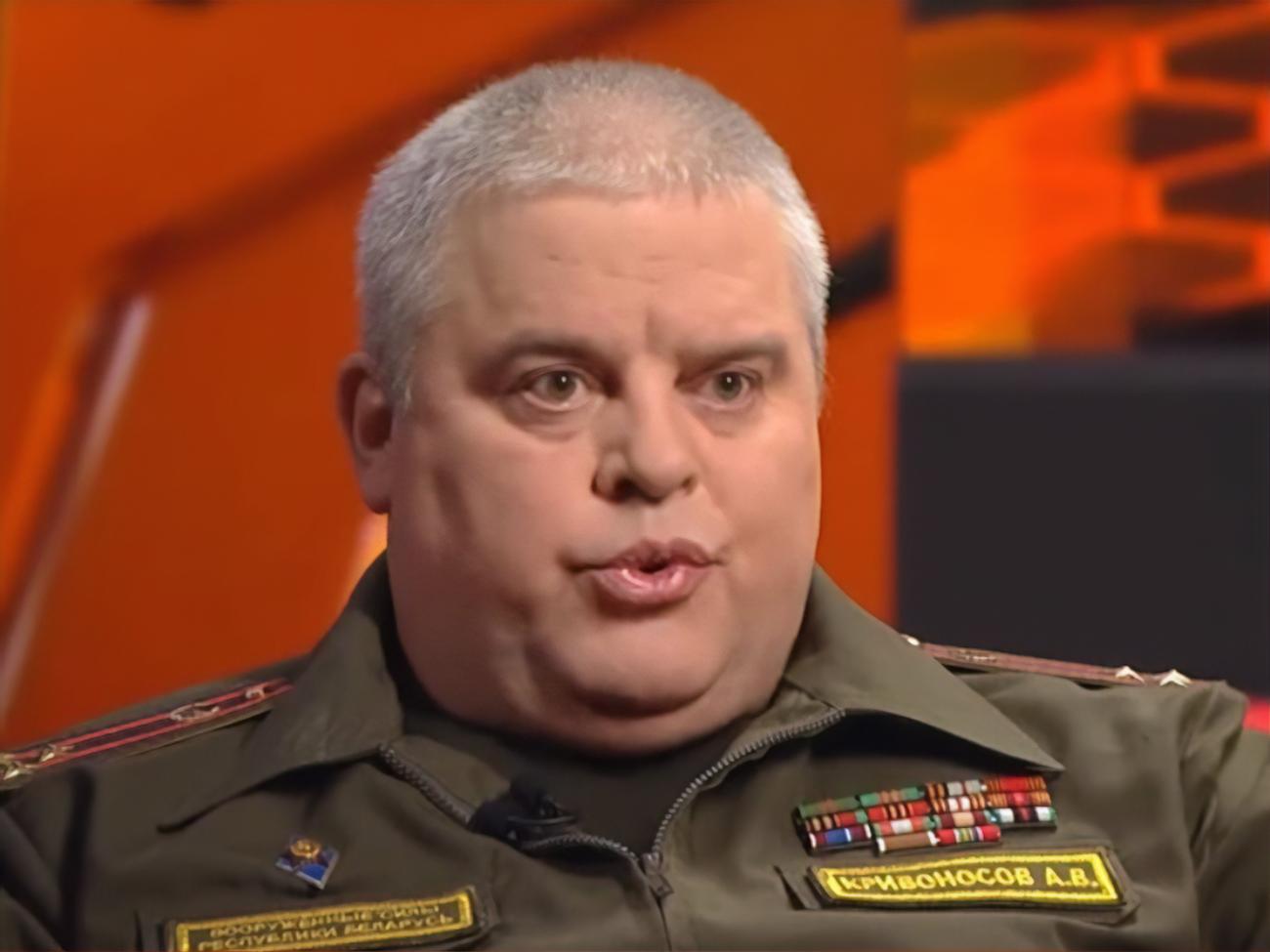 Белорусский военный комиссар: “Да, я – ябатька”. Видео