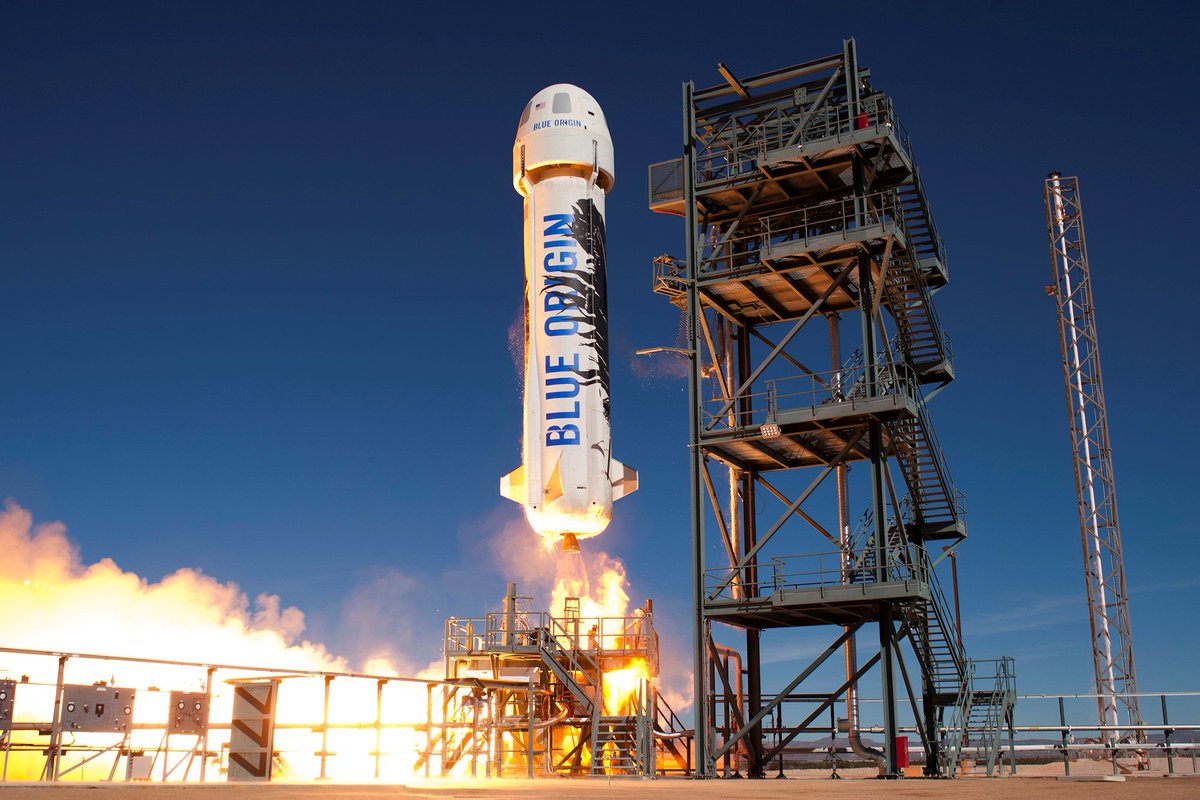 Blue Origin успешно запустила пассажирскую ракету