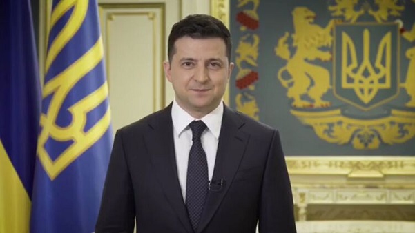 Зеленский записал обращение к украинцам и пообещал целый миллион ковид-вакцин в феврале. ЗЕ-ВИДОСИК