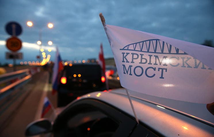 Новости Крымнаша. Бежать мостом будут, теряя исконность и шлепки