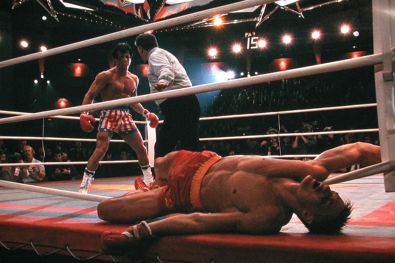 Да он издевается!