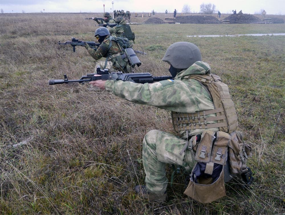 Ни дня без потерь: на Донбассе погибли двое украинских военных, подробности