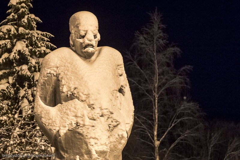 Дедушка Ленин, оказывается, любил вешать…