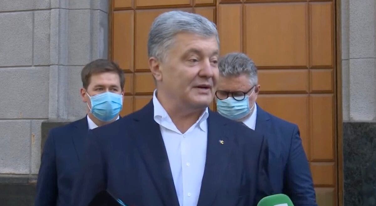 Порошенко рассказал о допросе в СБУ