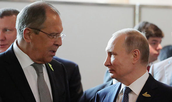 Утверждая, что поднимают с колен, они поставили страну брутально раком