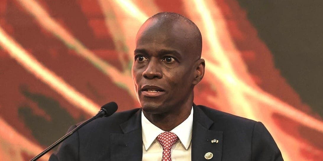 Президента застрелили в собственном доме: Тоже обнулялся, арестовывал оппозицию, митинги разгонял и хотел править до смерти. Правил до смерти...