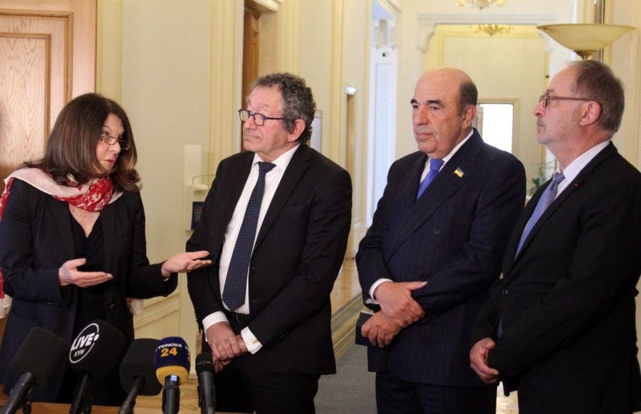 Фейки про Украину в исполнении международных марионеток Кремля: Киеву пора объявлять персон нон-грат