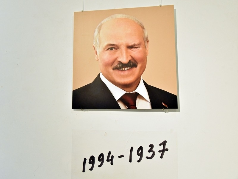 Беларусь похожа на Папуа – Новую Гвинею, где охотятся на ведьм. Демократия и права человека – это не прихоти Евросоюза, а таблетки от средневековья