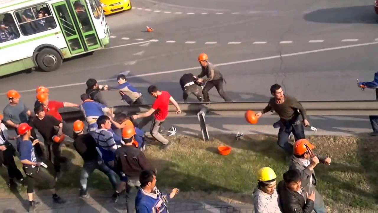 В Москве уже несколько месяцев идет уличная война