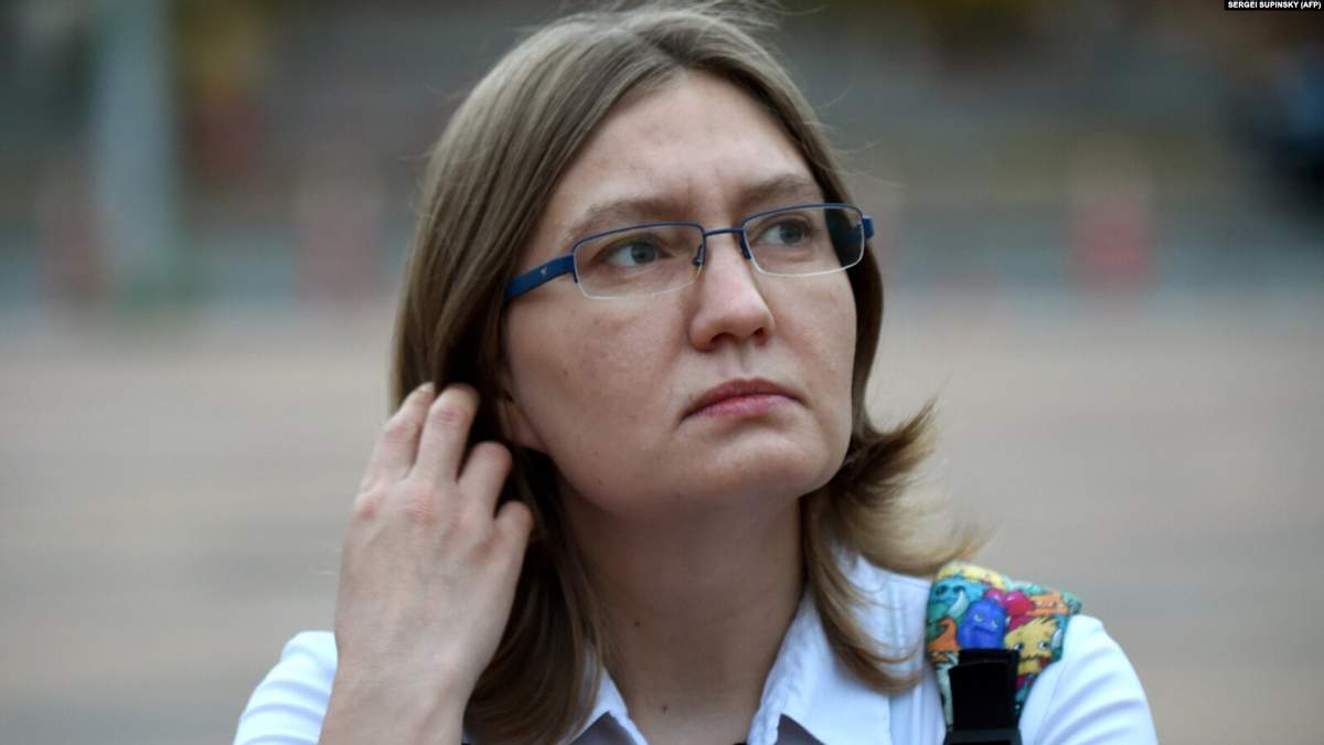 "Нах...й Украину". Двоюродная сестра Сенцова заявила, что "пакует чемоданы и возвращается домой"