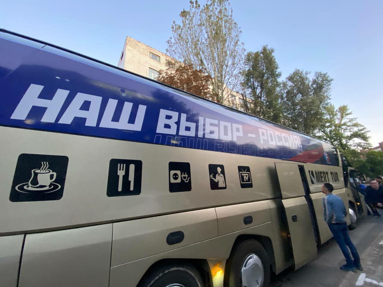 "Выборы" показали: "русский мир" на Донбассе сдох!