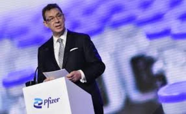 Глава Pfizer сказал, когда мир вернется к "нормальной жизни" после пандемии