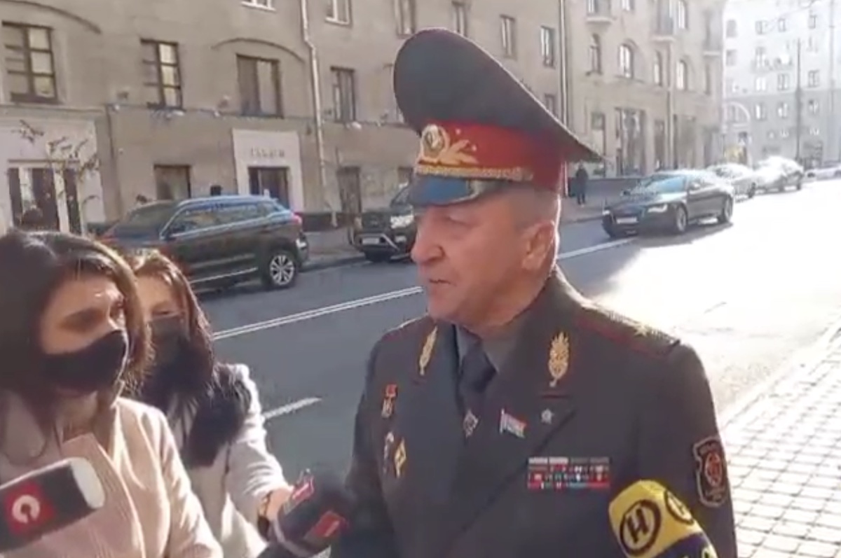 Надо, как Путин: в Беларуси генерал предложил без суда убить убить 100 белорусов в ответ на гибель работника КГБ. ВИДЕО